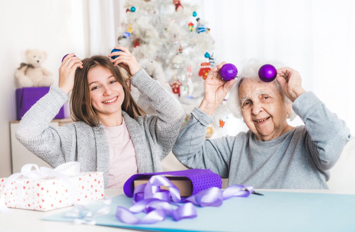 Creative Holiday Activities for Dementia Care